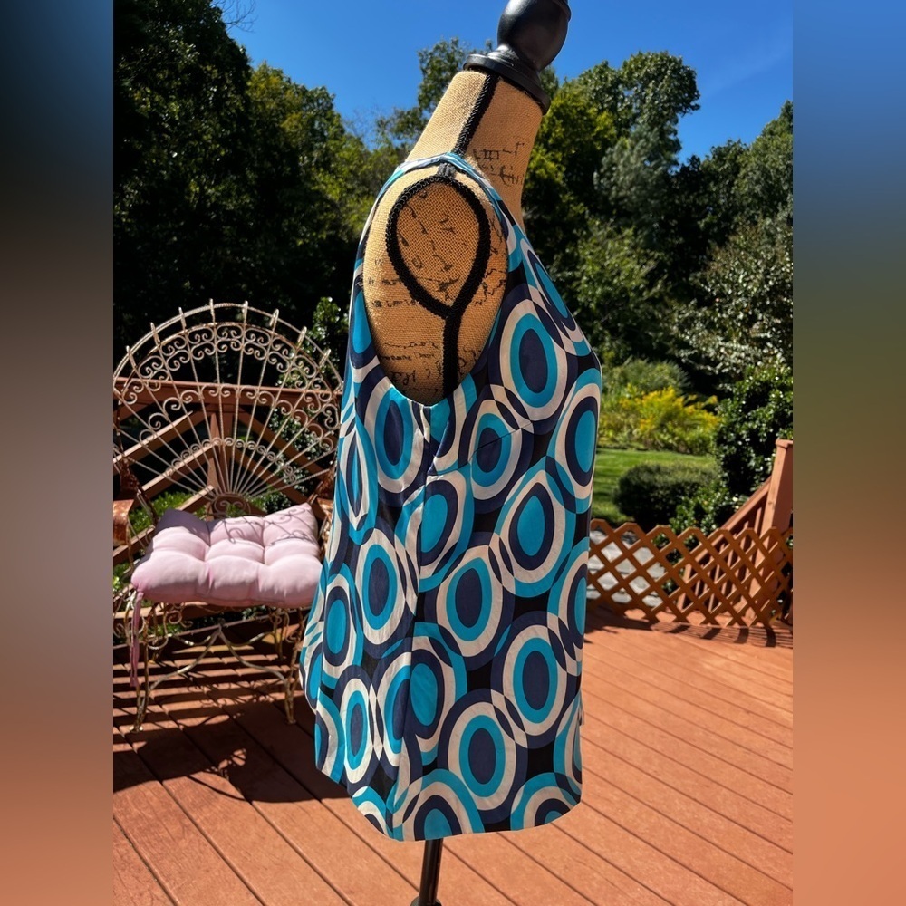 Blue Geometric Pattern Women's Top 100% silk - Picture 10 of 15